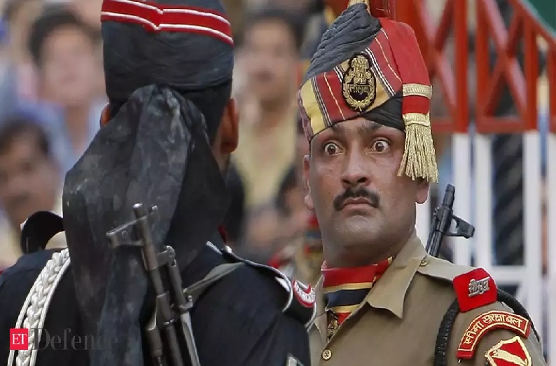 India’s Defense Budget: कंगाल पाकिस्तान का जी करने लगा धक-धक, मोदी सरकार ने सात गुना बढ़ाया अपना रक्षा बजट