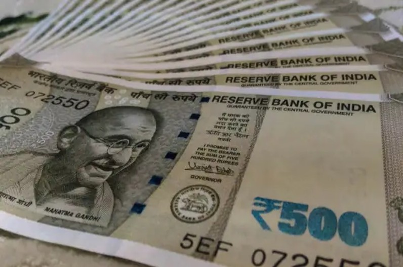 अलर्ट! मार्केट में आए 2 तरह के नोट, RBI ने 500 रुपए के नोट को लेकर किया बड़ा खुलासा, जानें…