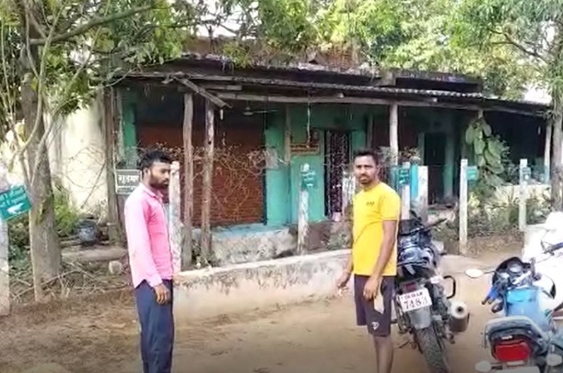 12वीं का छात्र यूट्यूब में सीखा रहा नकली नोट छापने का तरीका, अब तक प्रदेश के इन जिलों में खपा चुका 50 हजार रुपए