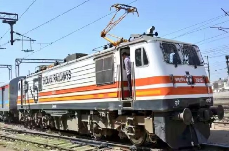 Indian Railways: इस राज्य में बदलेगी रेलवे की सूरत! बढ़ेंगे रोजगार के अवसर…, मिलने वाली है 87 वर्ल्ड क्लास स्टेशन की सौगात