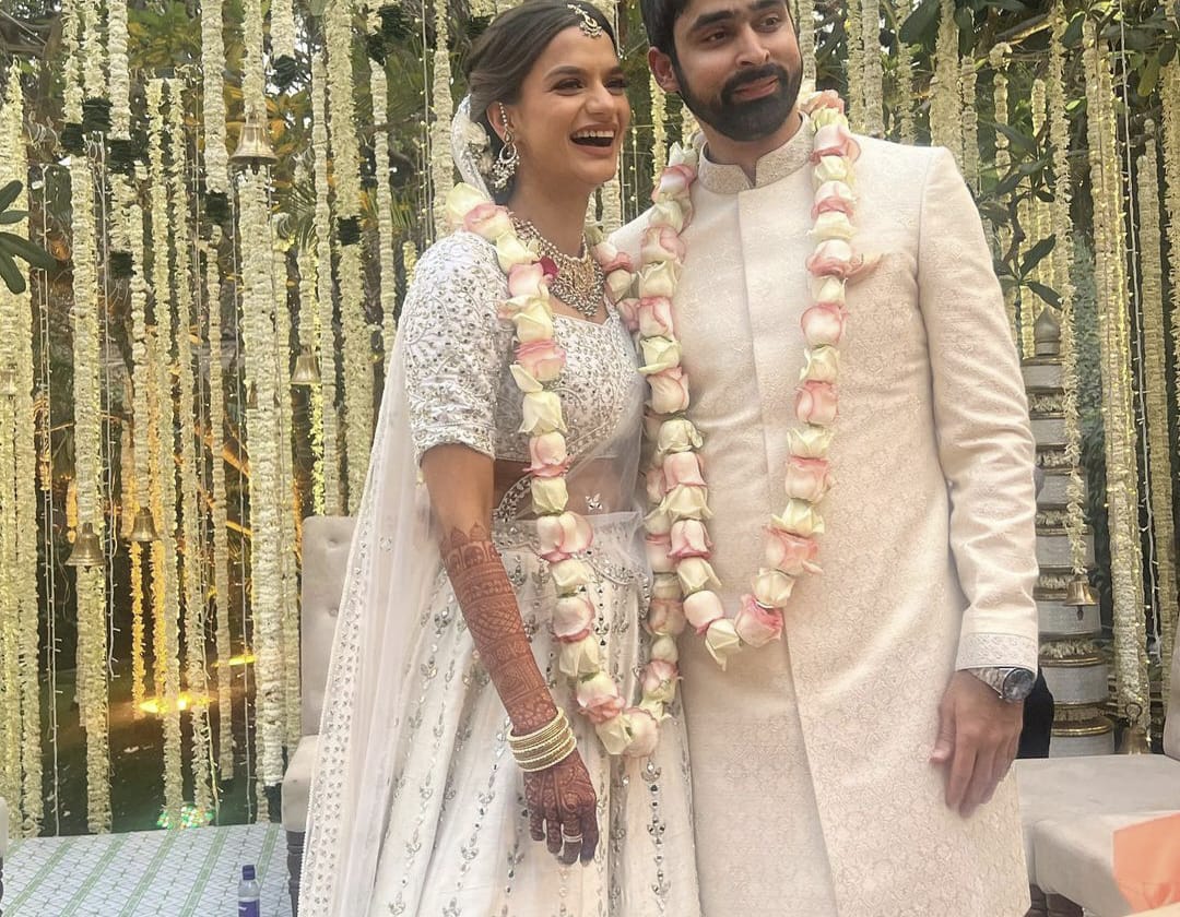 सामने आई रोहित शर्मा के साले कुणाल सजदेह की शादी की तस्वीर, दूल्हे के जोड़े में लग रहे डैसिंग…