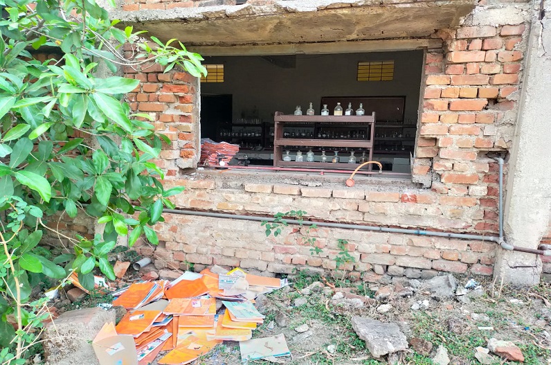 Bhilai news: शिक्षा के मंदिर को चोरों ने बनाया निशाना, चोरी का जुगाड़ देखकर दंग रह गए लोग