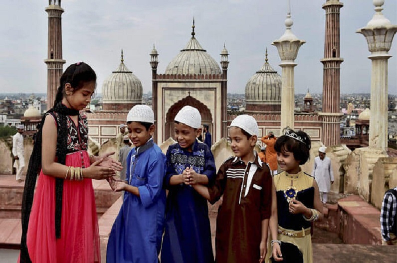 सऊदी समेत खाड़ी देशों में आज तो भारत में कब मनाई जाएगी ईद? जानें कब होगा चाँद का दीदार