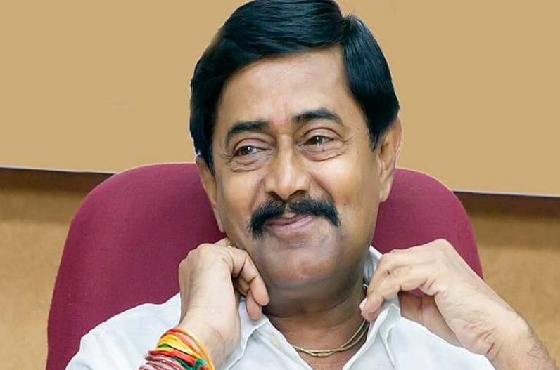 दीपक जोशी का तीखा हमला, कहा ‘BJP में लॉलीपॉप देखकर मेरा शुगर लेवल बढ़ गया था’, CM को बड़ा भाई मानने से किया इंकार