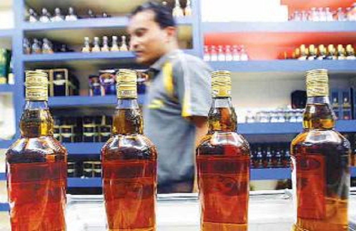‘शराब की वजह से ही घोटाला कर पा रहे हैं इसलिए शराबंदी नहीं कर रहे हैं’ भाजपा अध्यक्ष अरुण साव ने कसा तंज