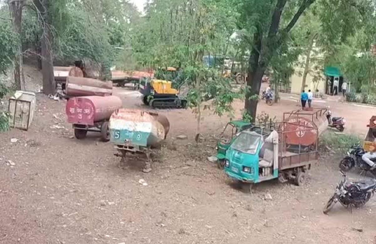 Shivpuri News: चोरी हुए विधायक निधि के तीन टैंकर बरामद, ऐसे काम करने के फिराक में था ठेकेदार, मामला दर्ज
