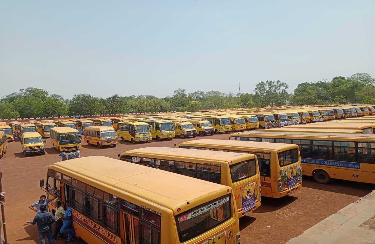 शिक्षा सत्र शुरू होने से पहले स्कूल बसों का फिटनेस चेक, 130 स्कूलों की 700 बसों के सुरक्षा उपायों की जांच