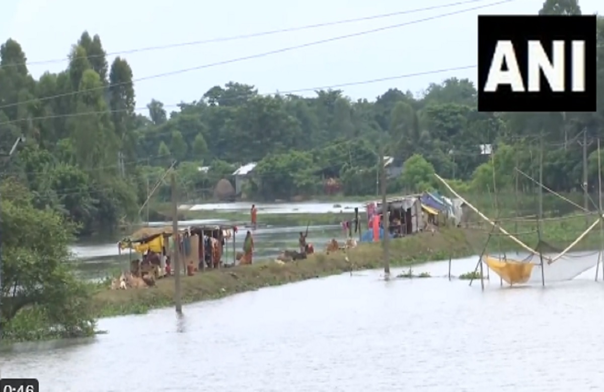 असम में बाढ़ की स्थिति में धीरे-धीरे सुधार, अब भी लगभग 43000 लोग प्रभावित
