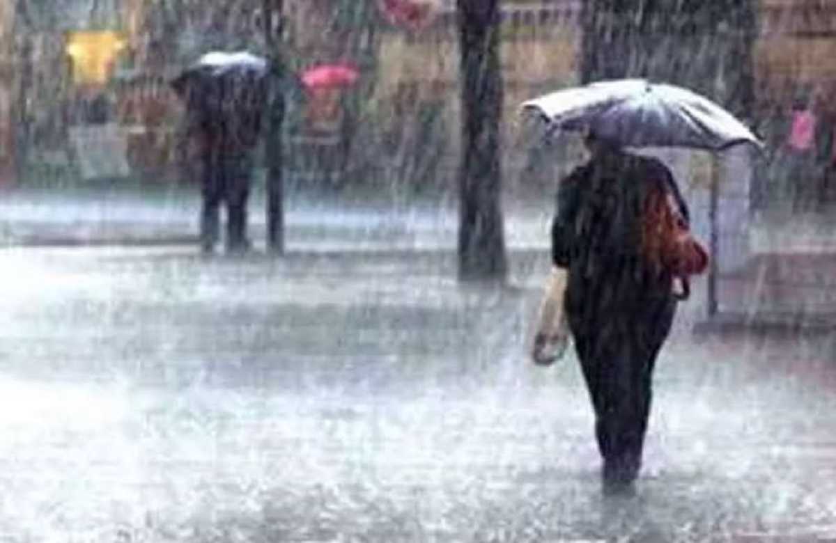 राजधानी में शुरू हुई जोरदार बारिश, खुशनुमा हुआ मौसम, लोगों को मिली गर्मी से राहत