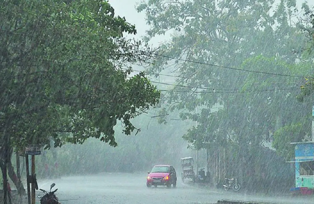 झमाझम बरसेंगे बदरा, एमपी में बारिश का रेड अलर्ट जारी, इन जिलों में भारी बारिश की चेतावनी