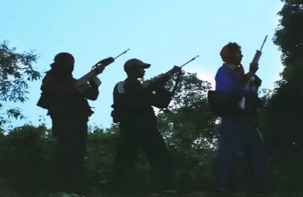 Naxalite encounter: हाकफोर्स को मिली बड़ी सफलता, 14 लाख रूपए के ईनामी नक्‍सली को किया ढेर