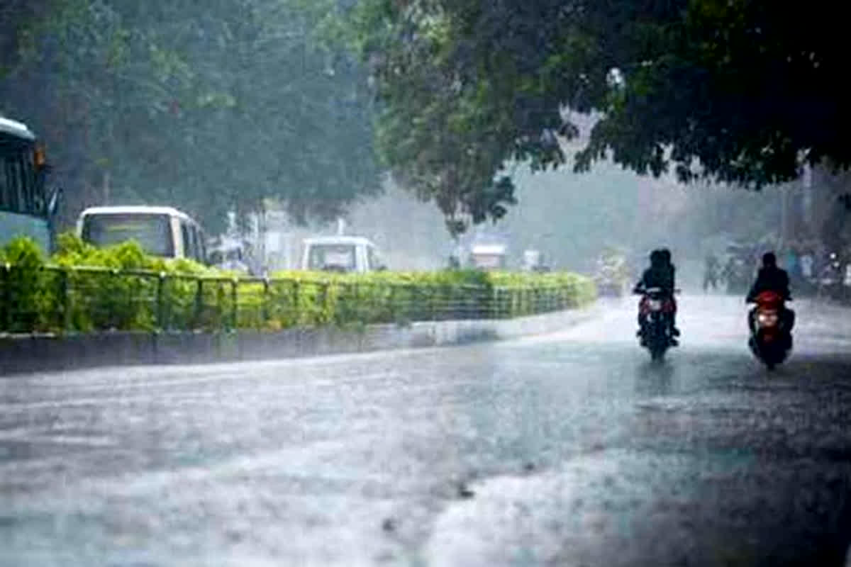 MP Weather Update : मध्य प्रदेश में जारी रहेगा बारिश का दौर, मौसम विभाग ने इन जिलों के लिए जारी किया अलर्ट