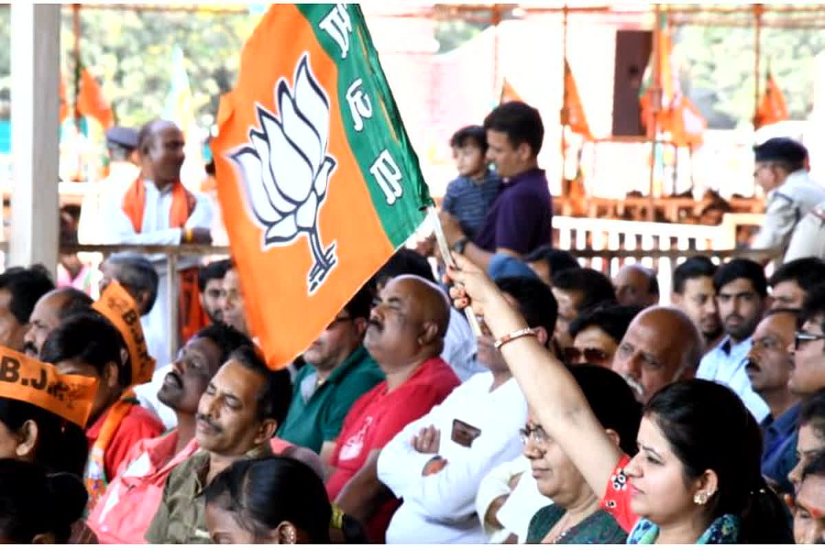 CG Vidhan Sabha Chunav 2023: छत्तीसगढ़ में इन सांसदों को मिल सकती है भाजपा की टिकट! कांग्रेस बोली कोई फर्क नहीं पड़ेगा