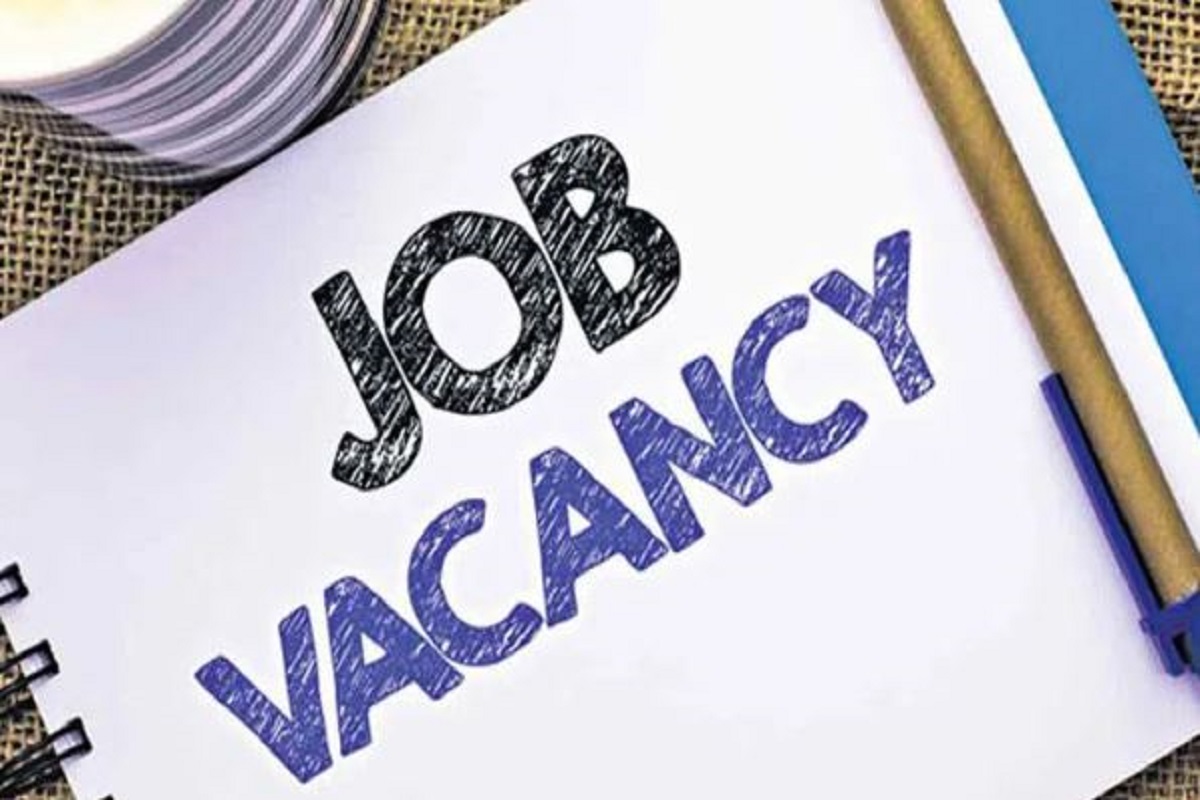 Chhattisgarh Job 2024 : युवाओं के लिए नौकरी पाने का सुनहरा मौका, 2000 से अधिक पदों पर भर्ती, ये लोग कर सकते हैं आवेदन
