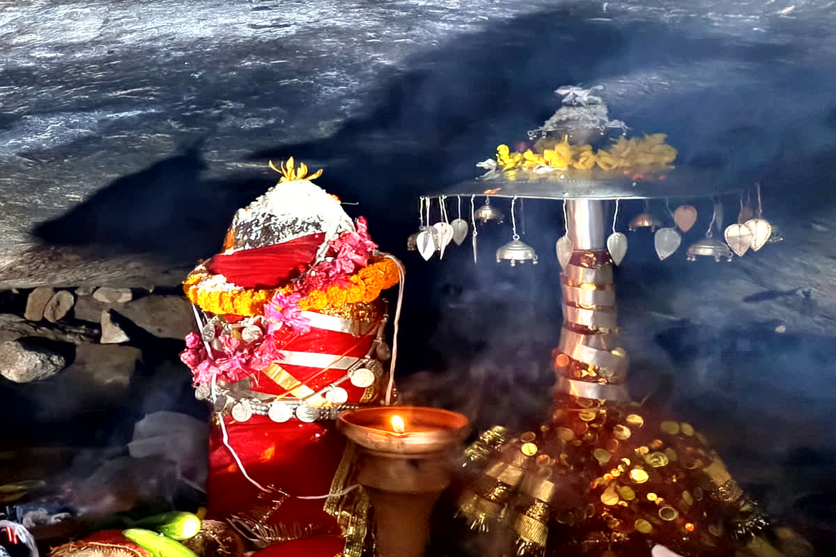 Lingeshwari Mata Mandir: इस दिन खुलेंगे लिंगेश्वरी माई के पट, साल में सिर्फ एक बार देती हैं दर्शन, देशभर से पहुंचते हैं श्रद्धालु
