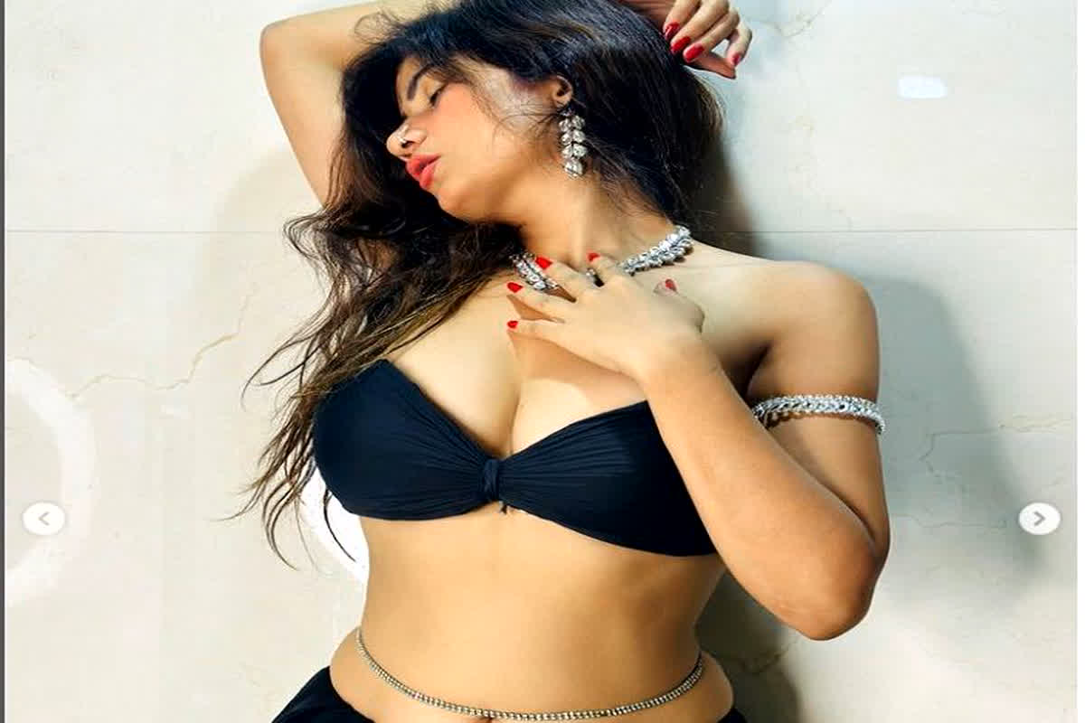 Sexy Video: तेरी इश्क की दीवानगी सर चढ़ कर बोले…गाने में नेहा सिंह ने किया सेक्सी डांस…देखें
