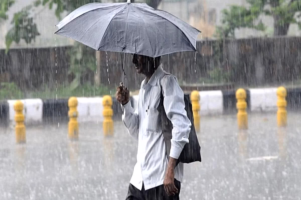 Delhi NCR weather update: राजधानी समेत इन राज्यों में होगी झमाझम बारिश, IMD ने जारी किया अलर्ट
