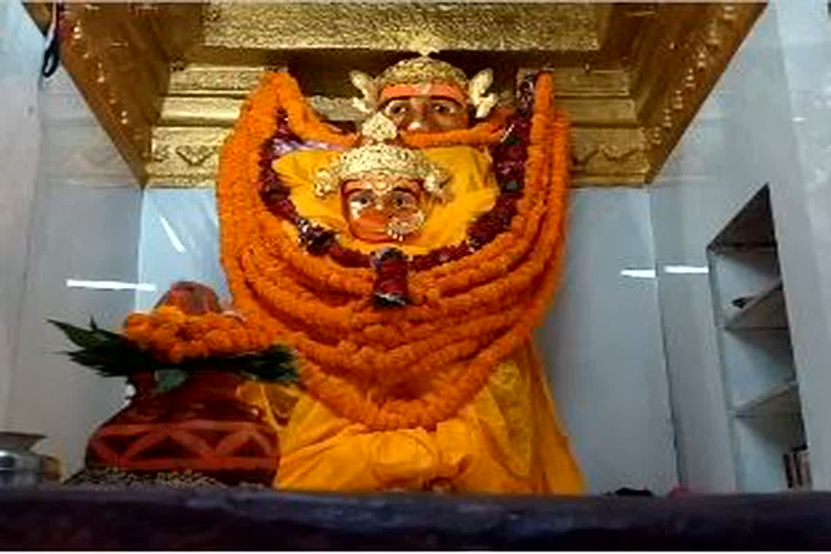 Balrampur Mahamaya Mandir: नवरात्रि पर पंचमी की आरती के लिए मीलों दूर से आते हैं श्रध्दालु, जानें क्या है इस महामाया मंदिर की मान्यता?