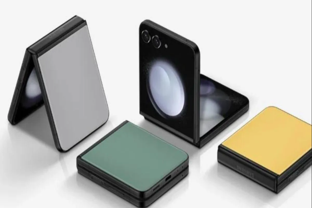 Samsung Retro Phone: सैमसंग का नया एक्सपेरिमेंट, रेट्रो लुक के साथ मिलने जा रहे ये मॉडर्न फीचर्स