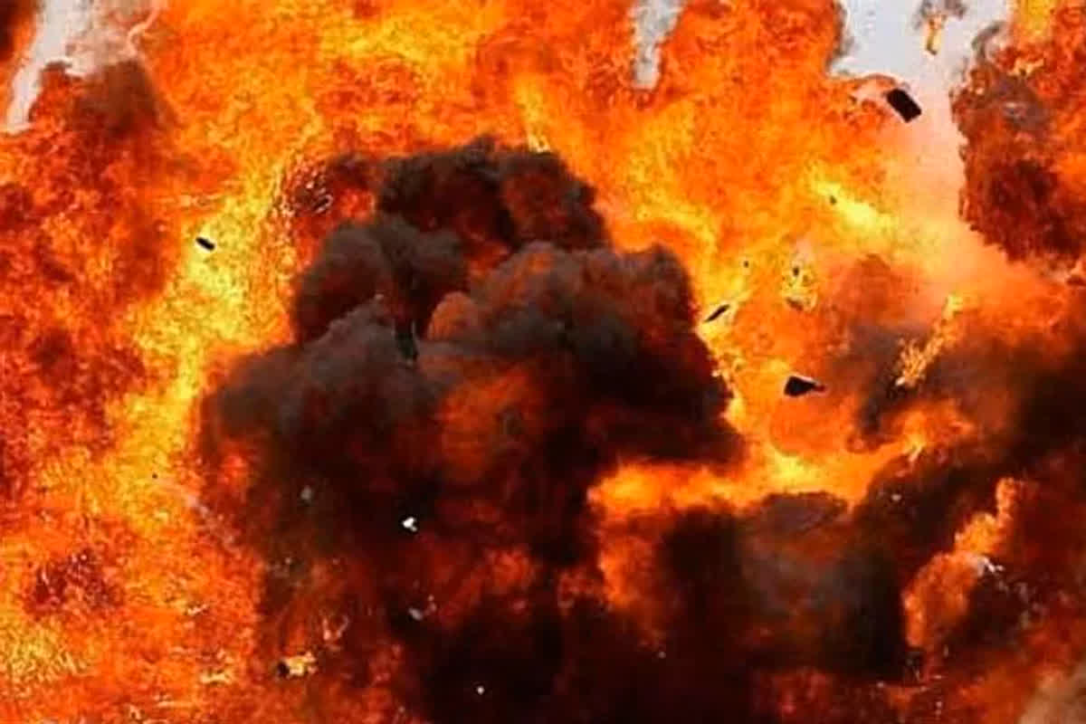 Cylinder blast in Pakriya Chhath Ghat: छठ घाट में हुआ जोरदार धमाका, चपेट में आए इतने श्रद्धालु, मची अफरातफरी