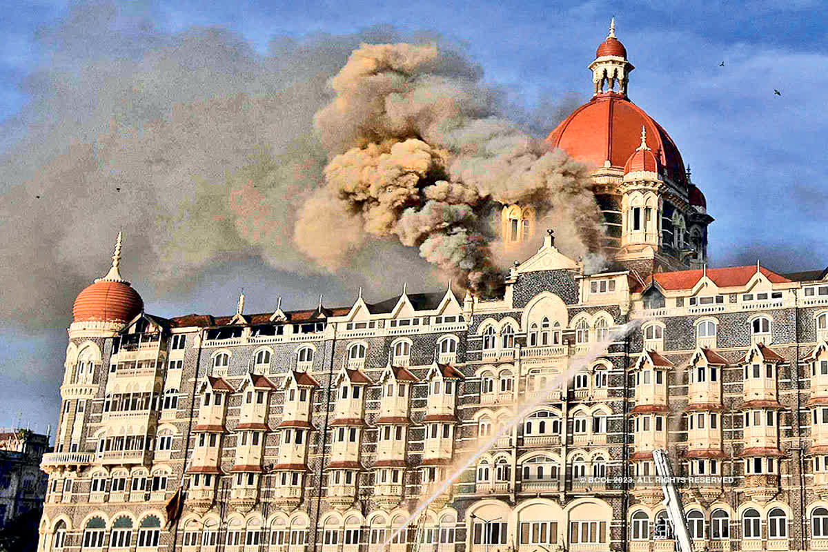 26/11 Mumbai Attack: 26/11 की 15वीं बरसी आज, आतंकवादियों के कायराना हरकत से दहल उठा था पूरा देश 