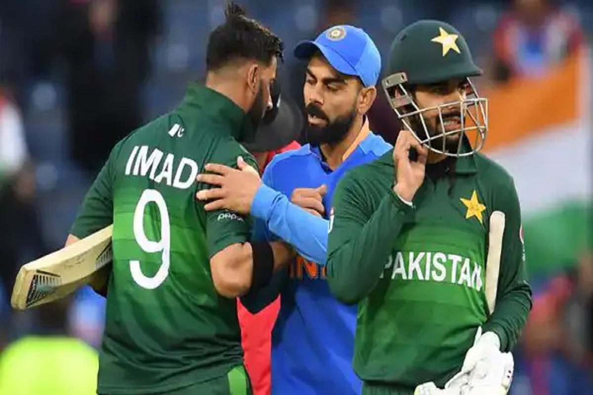 Imad Wasim Retirement: पाकिस्तान के इस स्टार क्रिकेटर ने अचानक लिया संन्यास.. सामने आई ये बड़ी वजह