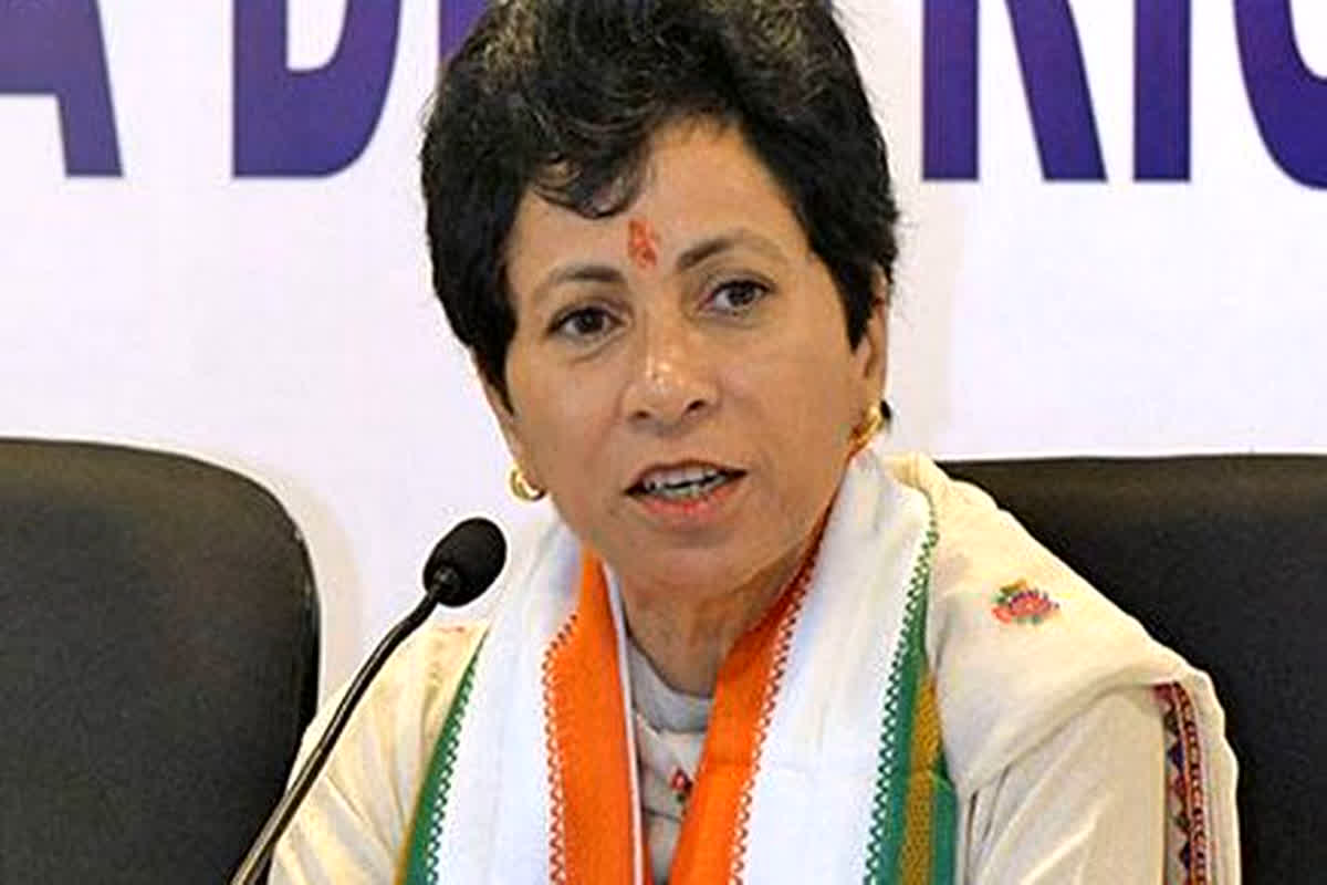 Kumari Selja Big Statement : छत्तीसगढ़ में सफल नहीं होगा ऑपरेशन लोटस, कांग्रेस भारी बहुमत से बना रही सरकार, प्रदेश प्रभारी कुमारी सैलजा ने दिया बड़ा बयान