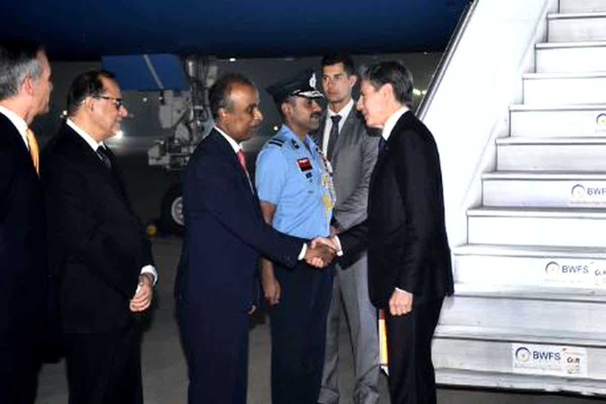 India-US Dialogue: अमेरिकी विदेश मंत्री एंटनी ब्लिंकन पहुंचे भारत, ‘टू प्लस टू’ वार्ता में होगी कई अहम मुद्दों पर चर्चा