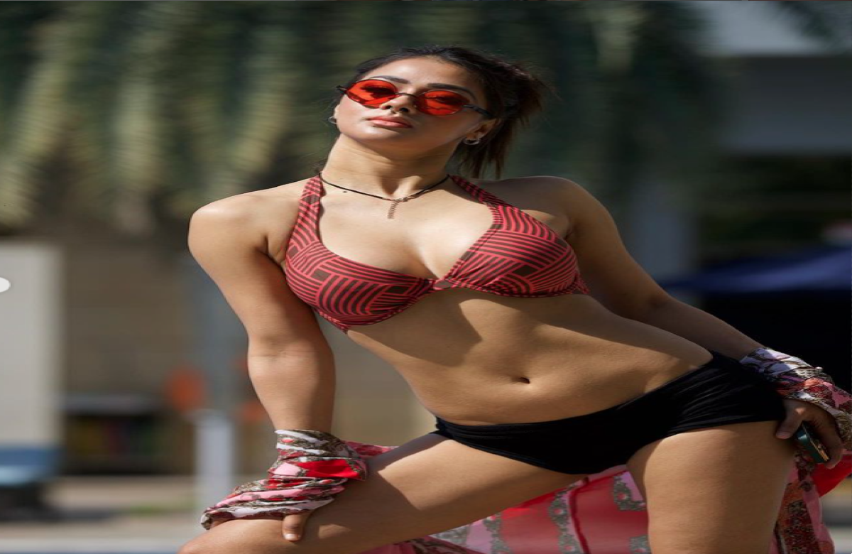 Namrata Malla New Sexy Hot Pictures : नम्रता मल्ला कर दी सारी हदें पार! शेयर की वो वाली तस्वीरें, देखकर ही छूट जाएगा पसीना..