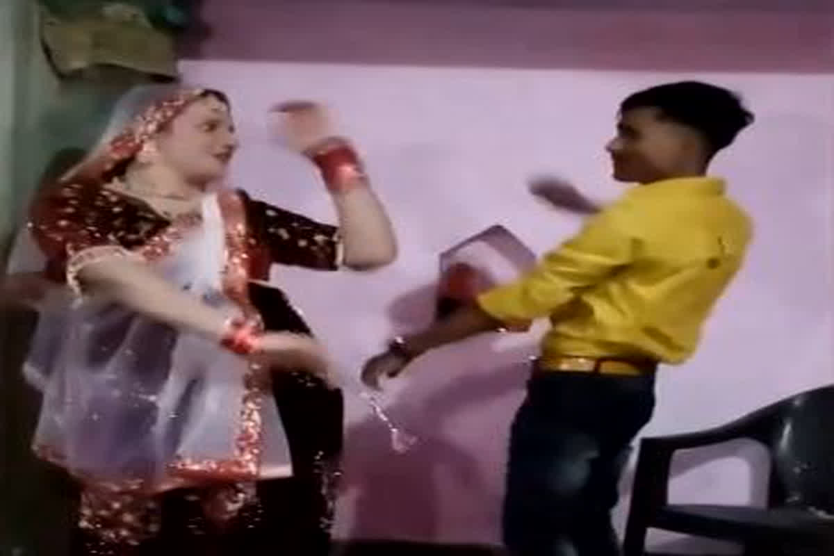 Sachin Seema Viral Dance Video: हरियाणवी गाने पर जमकर थिरकी सीमा हैदर, बंद कमरे में पति संग लगाए ठुमके, यहां देखे वीडियो