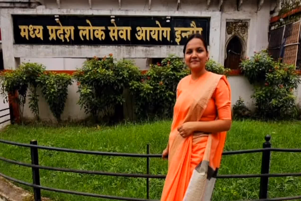 MPPSC Result 2019 Out: MPPSC परीक्षा का रिजल्ट जारी, पढ़ाई में हमेशा टॉप करने वाली सलोनी ने पिता के सपने को किया पूरा, सोशल मीडिया में पोस्ट कर कही ये बात