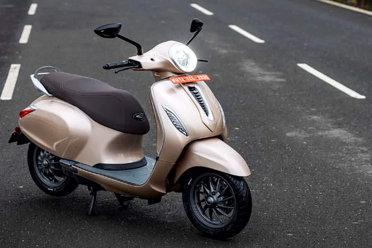 Bajaj Chetak Electric Scooter: बजाज अपने चेतक में करने जा रही बड़े बदलाव, जल्द आएगा नया मॉडल