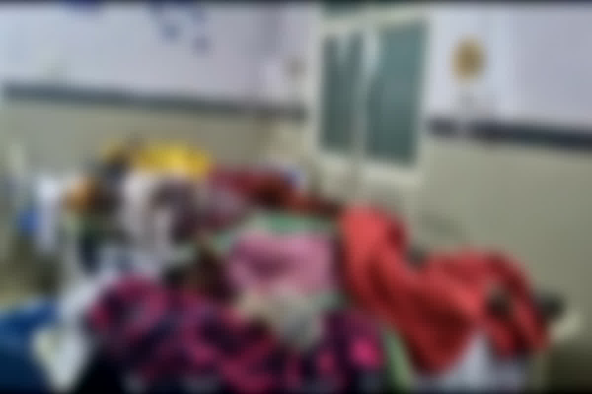 Hoshangabad Food Poisoning: सगाई समारोह का खाना खा कर 33 लोग हुए बीमार, दो की हालत गंभीर, हादसे के बाद मचा हड़कंप
