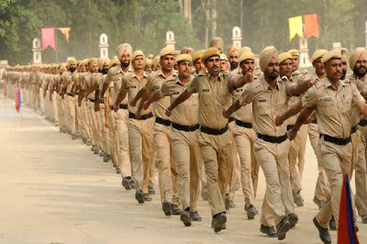 Police Constable Bharti 2023-24: पुलिस कांस्टेबल के पदों पर निकली भर्ती, 10वीं पास भी कर सकते है अप्लाई, 70000 तक मिलेगी सैलेरी!