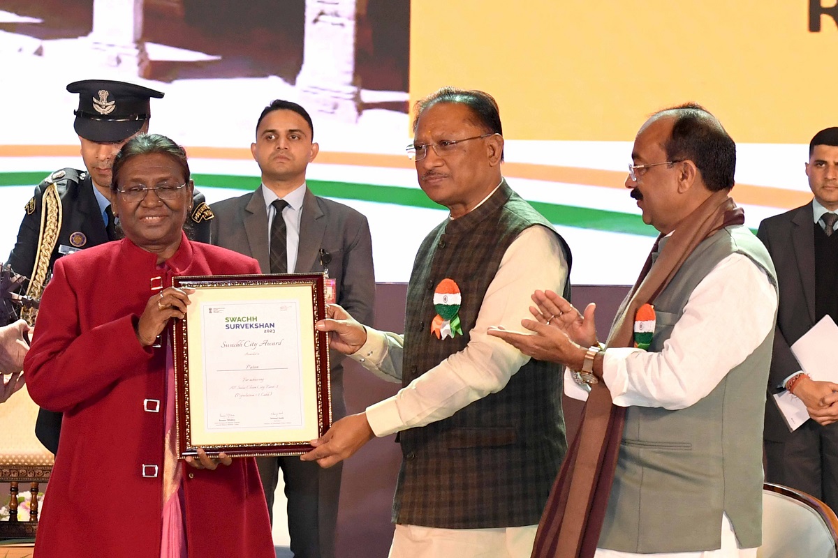 Swachh Survekshan-2023: छत्तीसगढ़ तीसरा सबसे स्वच्छ राज्य, रायपुर समेत इन पांच शहरों को मिला पुरस्कार