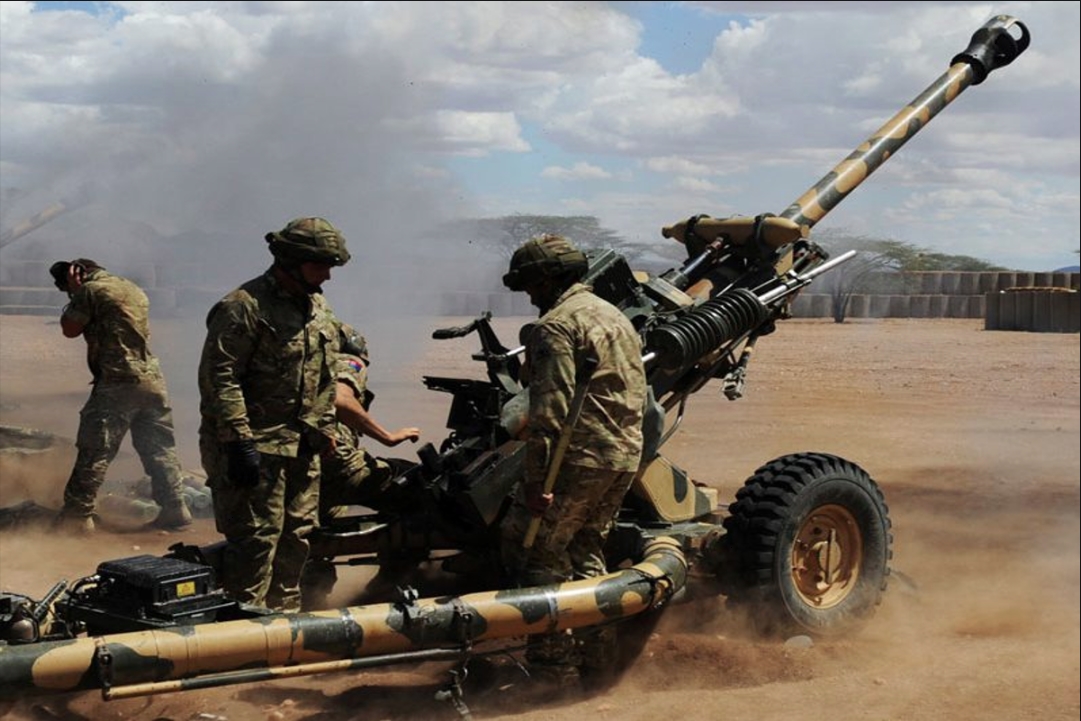 Indian Army Weapons : दुश्मनों को धूल चटाने के लिए तैयार हो रहे हैं ये घातक हथियार, पल भर में मचा देंगे तबाही..