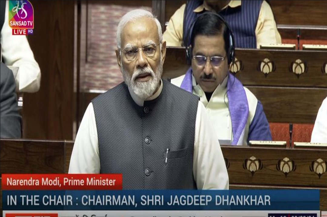 PM Modi praised Manmohan Singh: विदाई पर पीएम मोदी ने डॉ मनमोहन सिंह की दिल खोलकर की तारीफ, कहा- वे व्हीलचेयर पर लोकतंत्र तो मजबूती देने आए