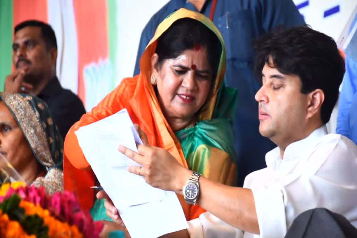 Gwalior Chambal Lok Sabha BJP Candidate: ग्वालियर से ज्योतिरादित्य सिंधिया तो भिंड से इमरती देवी को चुनावी मैदान में उतार सकती है भाजपा, ये हैं सभावित उम्मीदवार