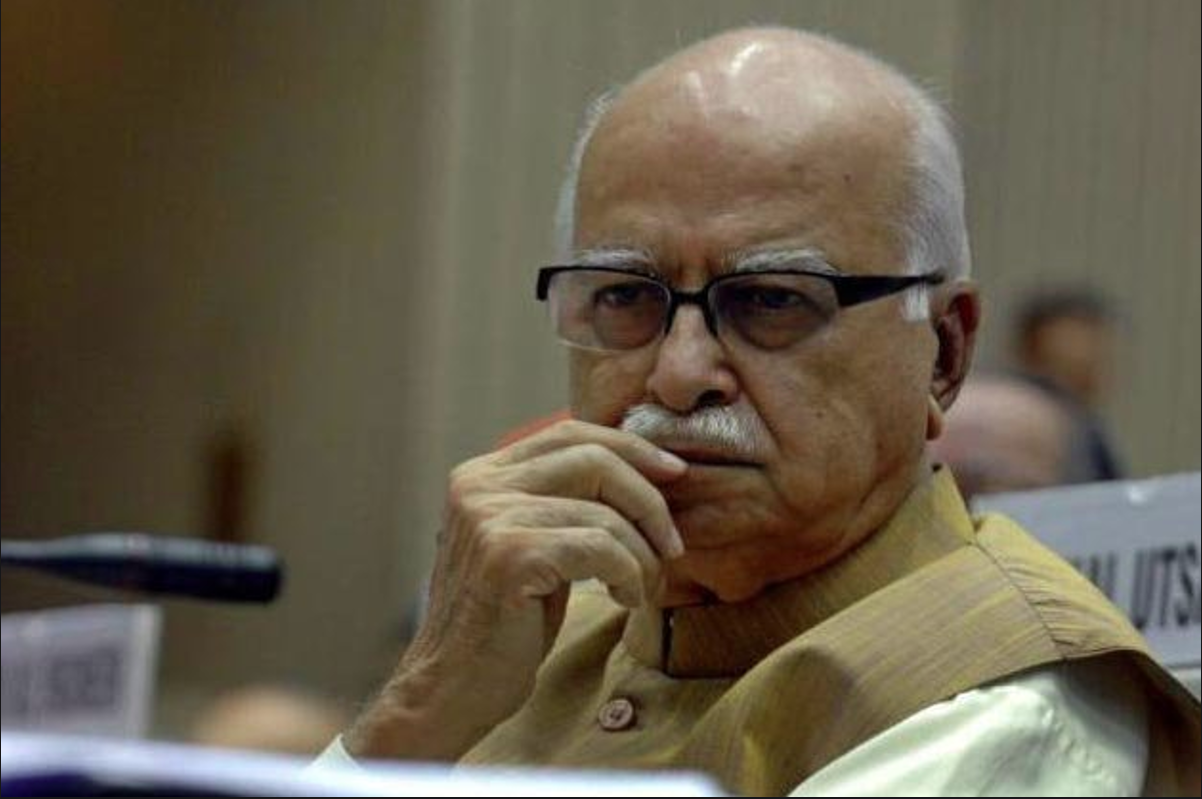 Advani Awarded Bharat Ratna: “देशभर में साम्प्रदायिक उन्माद फैलाने में आडवाणी की बड़ी भूमिका रही!” जानें किसने लगाया ये बड़ा आरोप