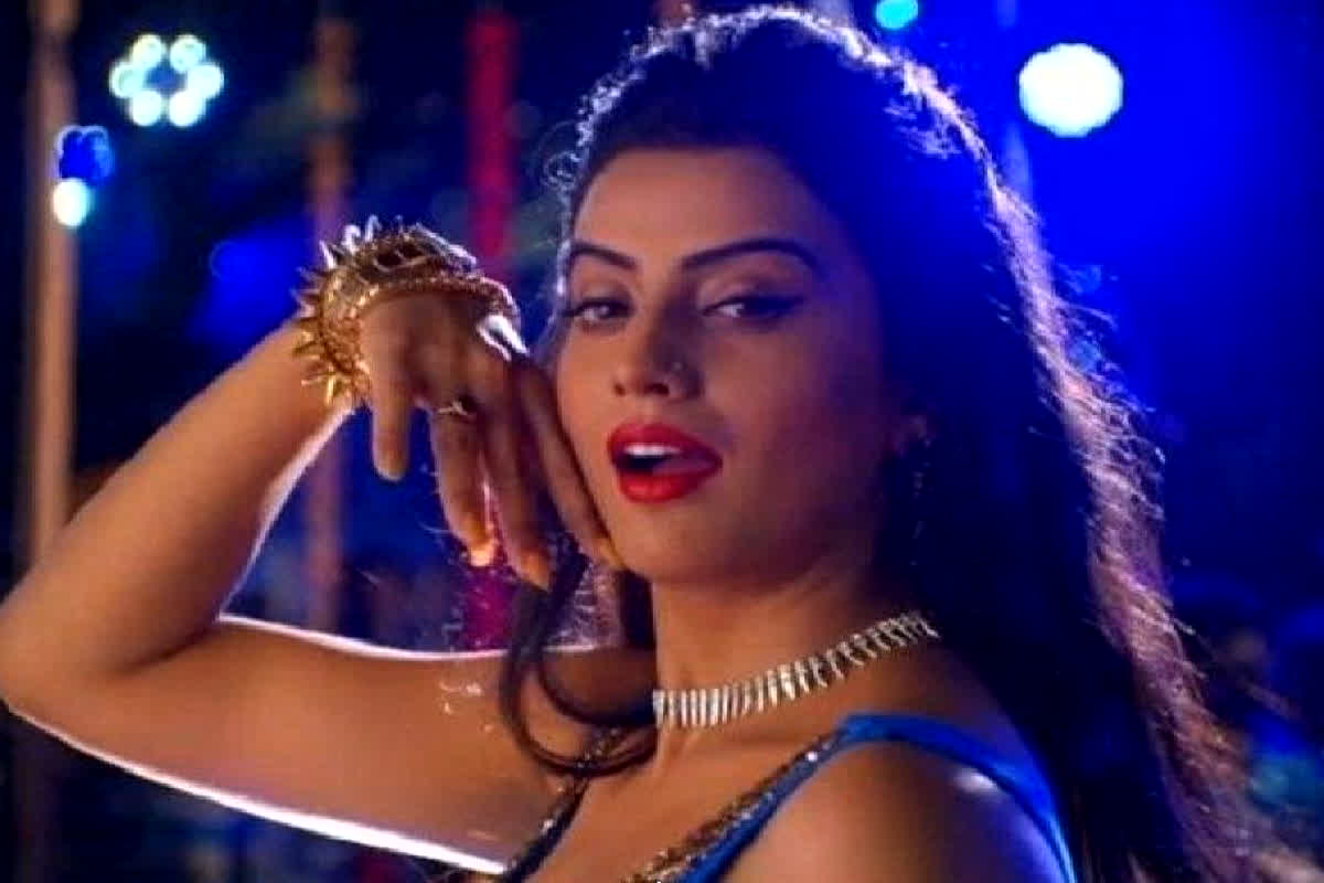 Akshara Singh New Sexy Video: आजतक नहीं देखा होगा भोजपुरी अदाकारा का ऐसा अवतार, खूब वायरल हो रहा ये वीडियो