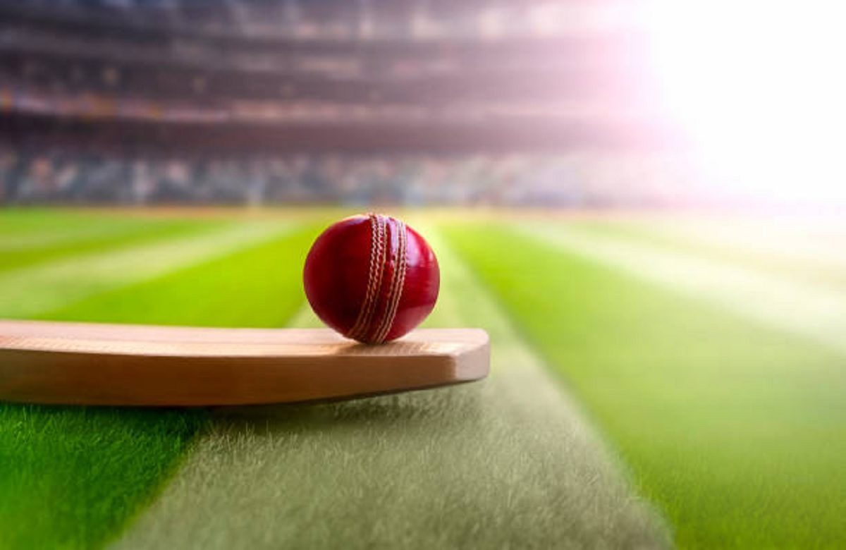 आईपीएल के बीच खेल जगत को बड़ा झटका, 329  विकेट चटकाने वाले दिग्गज क्रिकेटर का निधन, 18 की उम्र में लिए थे 100 विकेट