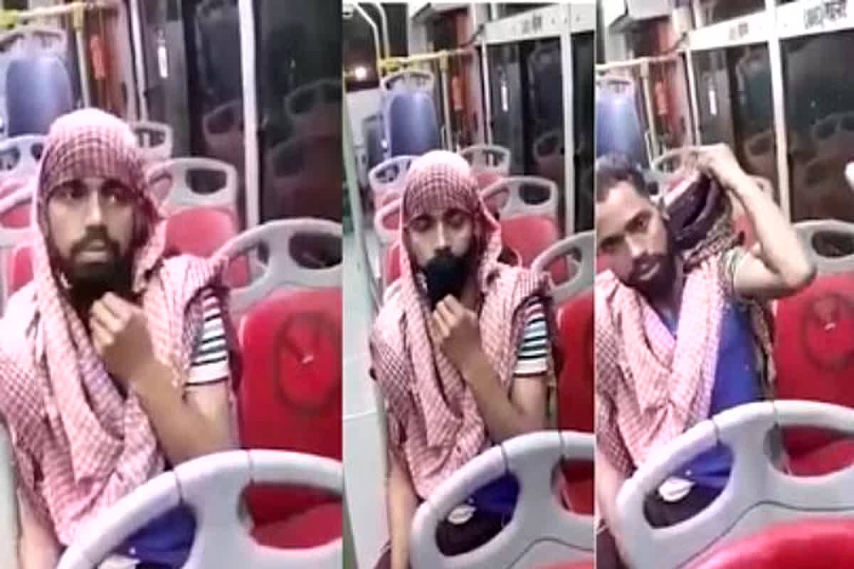IBC24 Fact Check : दिल्ली के बस में लड़की बनकर सफर कर रहा था युवक, वीडियो हुआ वायरल, फैक्ट चेक में सामने आई सच्चाई ने सबको किया हैरान