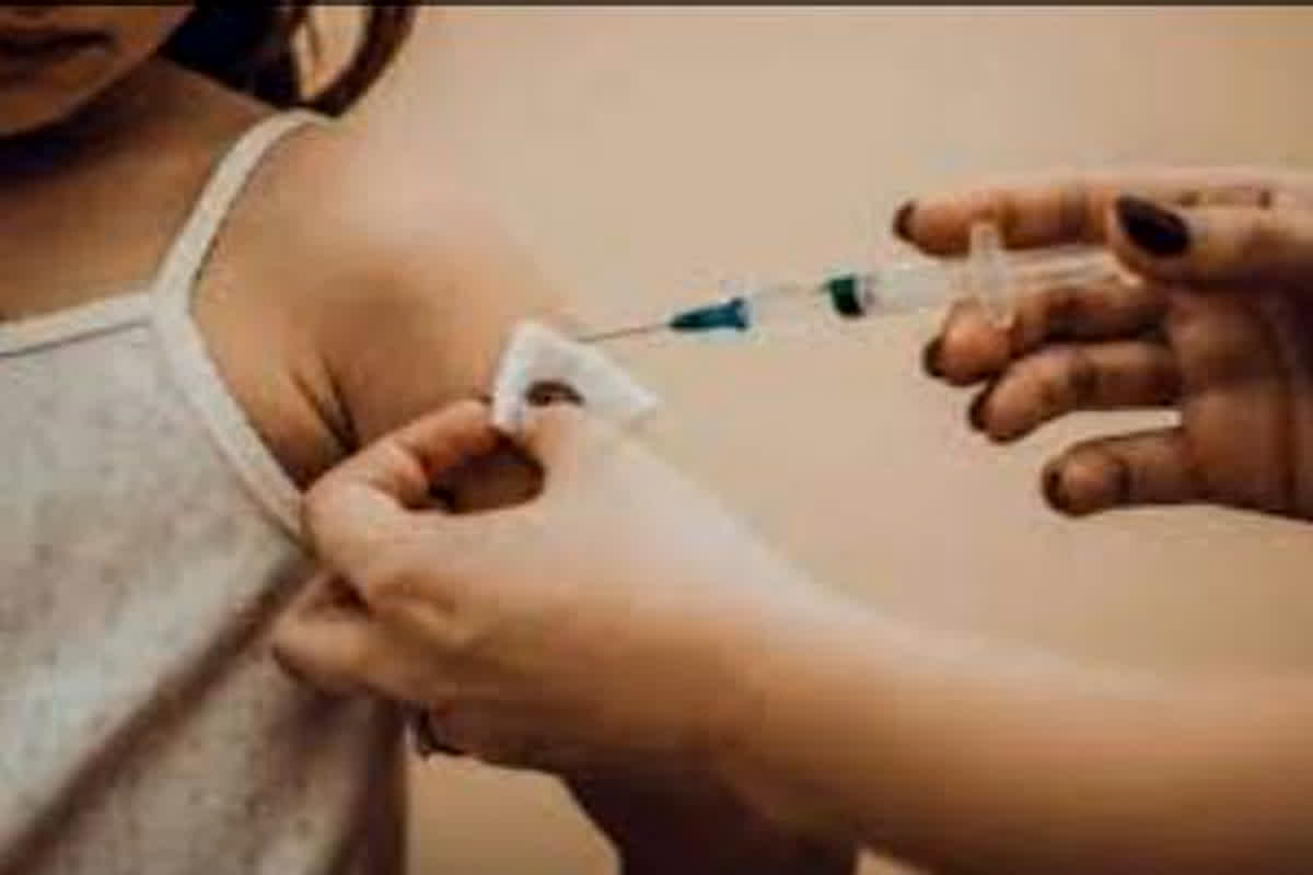 Indore News: आज से लगेगी जापानी बुखार की वैक्सीन, 1 से 15 वर्ष की आयु वर्ग के बच्चों का होगा टीकाकरण