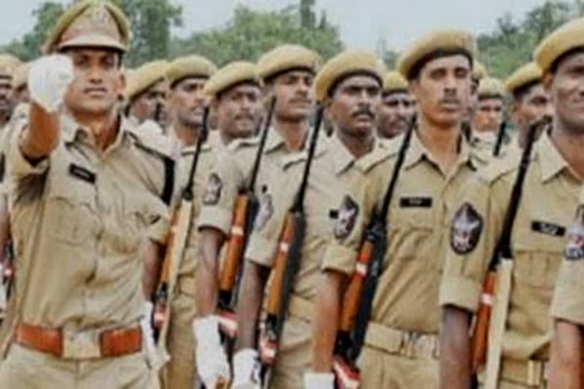 Police Bharti 2024: पुलिस में नौकरी करने का सुनहरा अवसर, 10वीं पास तुरंत करें आवेदन, जानें कितने पदों पर निकली बंपर भर्ती…
