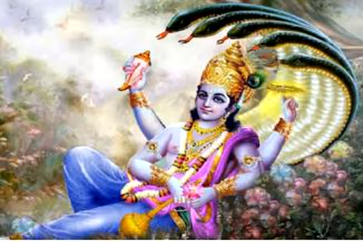 Guruwar Ke Upaye: गुरूवार के दिन इन उपायों को करने से भगवान विष्णु होते हैं प्रसन्न, परेशानियों से मिलता है छुटकारा