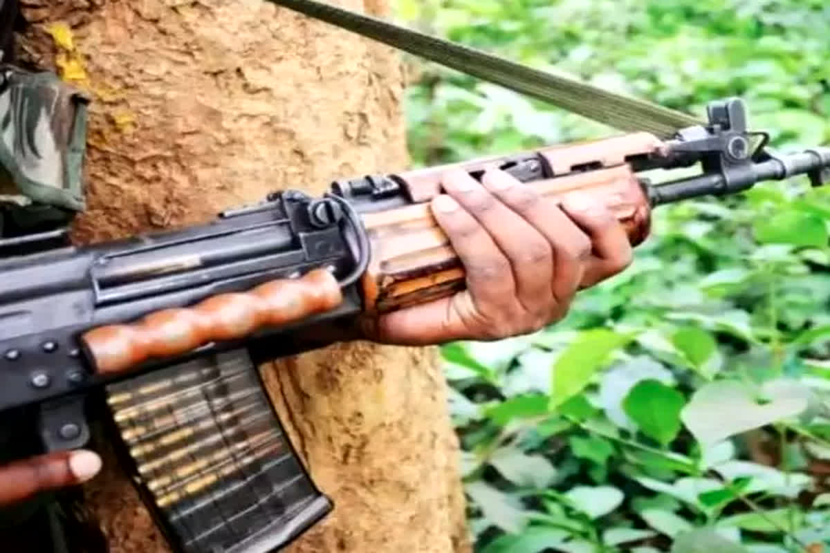 Maoist Camp Busted: माओवादी शिविर का भंडाफोड़, भारी मात्रा में ग्रेनेड समेत अन्य विस्फोटक बरामद