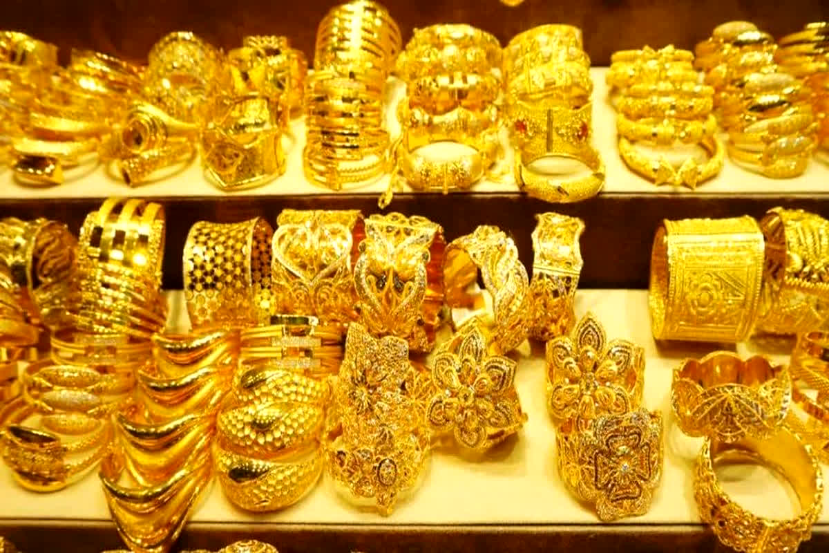 Gold Price Hike : फिर बढ़े सोने के दाम, नई कीमत जानकार बढ़ जाएगी आपकी भी चिंता