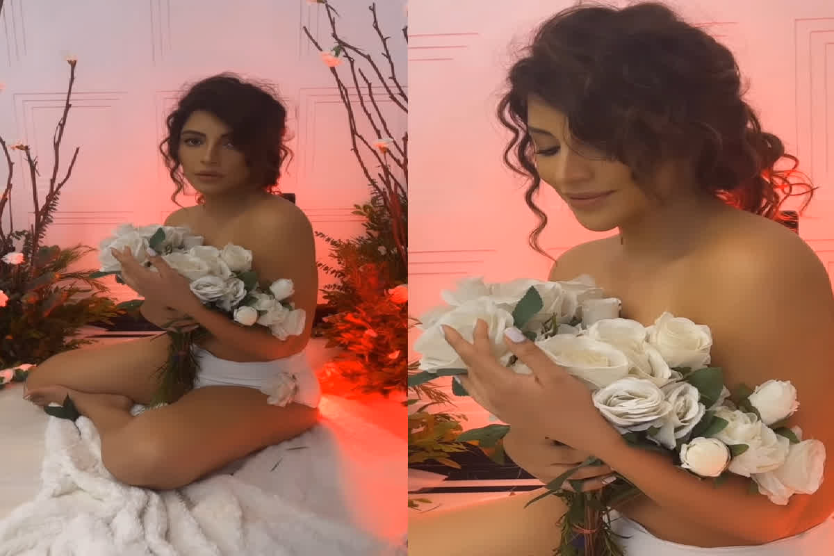 Shama Sikander Hot Video: सफेद गुलाबों से बदन ढकती दिखी ये हसीना, कातिलाना अदाओं से जीता लोगों का दिल
