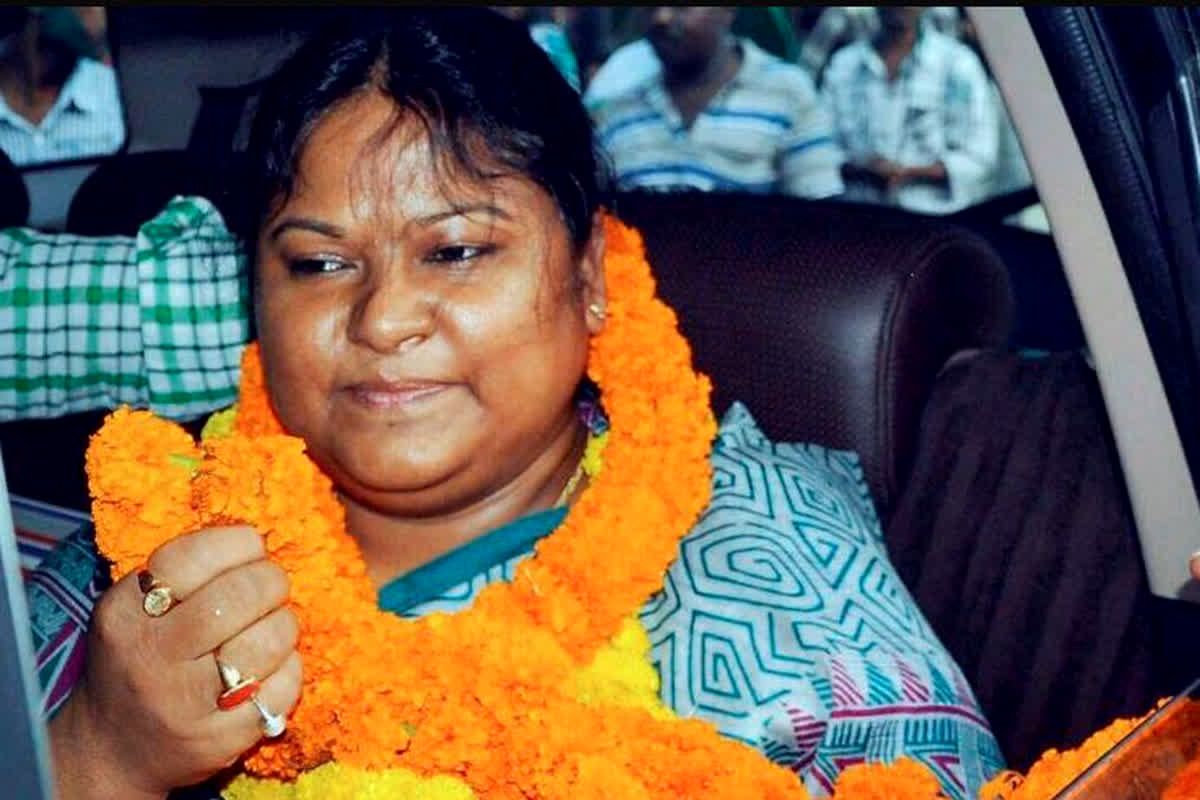 Sita Soren resigned : पूर्व सीएम की भाभी और विधायक ने दिया पार्टी से इस्तीफा, लंबे समय से थी नाराज