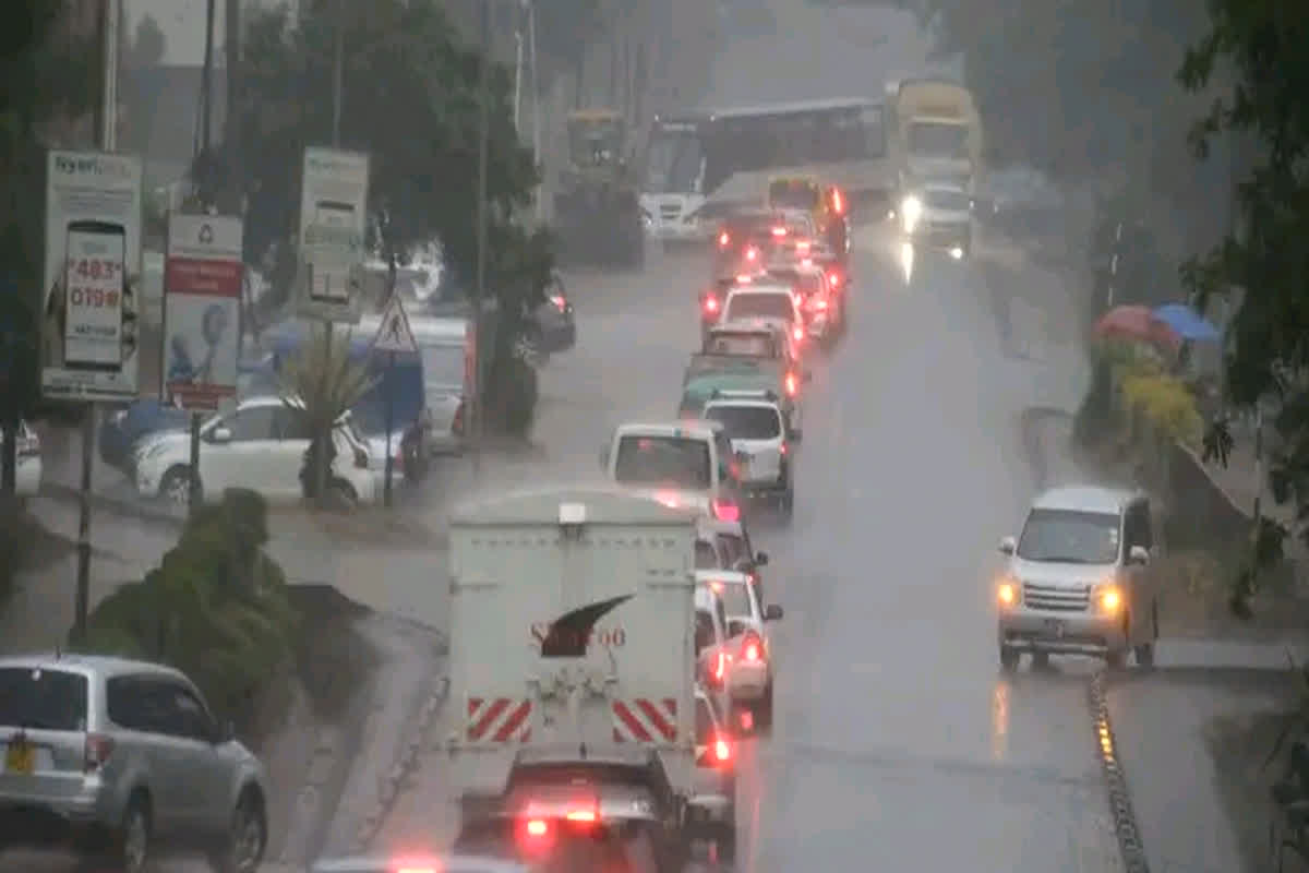 Kenya Rain News: इस देश में बारिश ने मचाई तबाही, अब तक 32 लोगों की मौत, बढ़ सकता है आंकड़ा